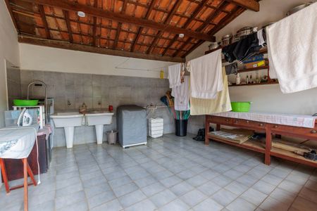 Casa de condomínio para alugar com 3818m², 4 quartos e 6 vagasÁrea de Serviço