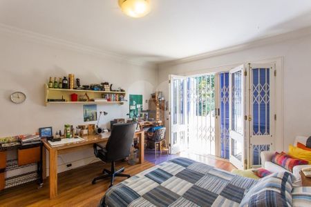 Casa à venda com 4 quartos, 700m² em Santo Amaro, São Paulo