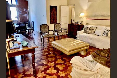 Apartamento à venda com 135m², 3 quartos e 1 vaga