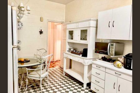 Apartamento à venda com 135m², 3 quartos e 1 vaga