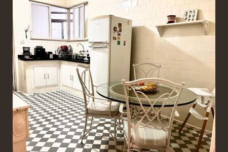 Apartamento à venda com 135m², 3 quartos e 1 vaga
