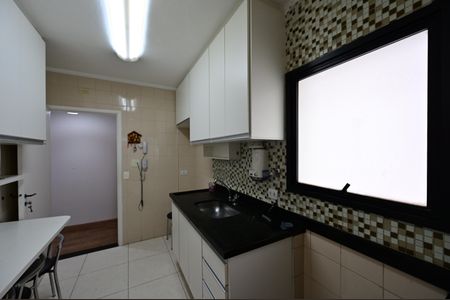 Apartamento à venda com 77m², 3 quartos e 2 vagasCozinha