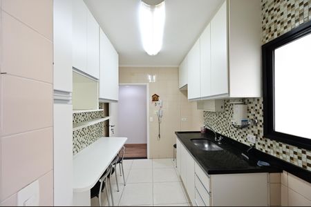 Apartamento à venda com 77m², 3 quartos e 2 vagasCozinha