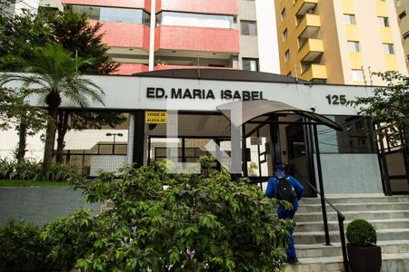 Apartamento à venda com 77m², 3 quartos e 2 vagasFachada