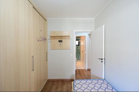 Apartamento à venda com 77m², 3 quartos e 2 vagasQuarto 3