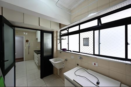 Apartamento à venda com 77m², 3 quartos e 2 vagasLavanderia