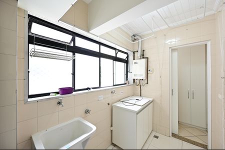 Apartamento à venda com 77m², 3 quartos e 2 vagasLavanderia