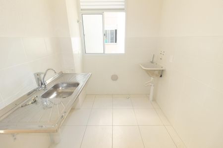 Apartamento para alugar com 44m², 2 quartos e 2 vagas Apartamento para alugar com 44m², 2 quartos e 2 vagasCozinha e Área de Serviço