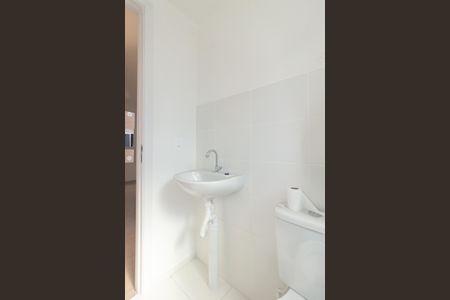 Apartamento para alugar com 44m², 2 quartos e 2 vagas Apartamento para alugar com 44m², 2 quartos e 2 vagasBanheiro