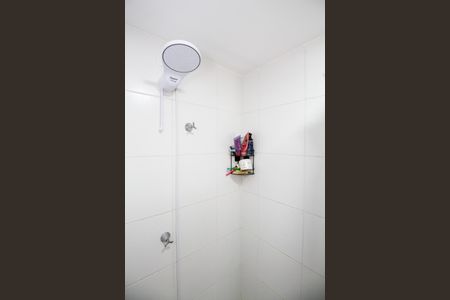 Banheiro de kitnet/studio para alugar com 1 quarto, 25m² em Pinheiros, São Paulo