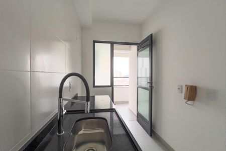 Apartamento para alugar com 68m², 2 quartos e 1 vaga Apartamento para alugar com 68m², 2 quartos e 1 vagaCozinha e área de serviço