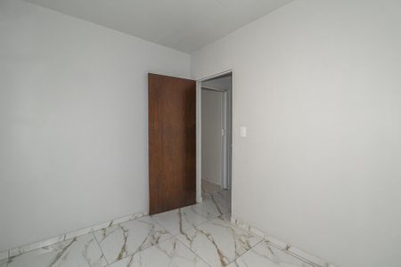 Quarto 2 de apartamento para alugar com 2 quartos, 57m² em Santa Rosa de Lima, Porto Alegre