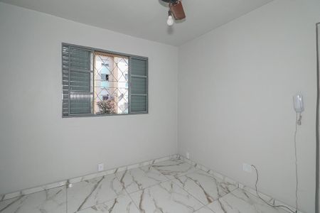 Sala de apartamento para alugar com 2 quartos, 57m² em Santa Rosa de Lima, Porto Alegre