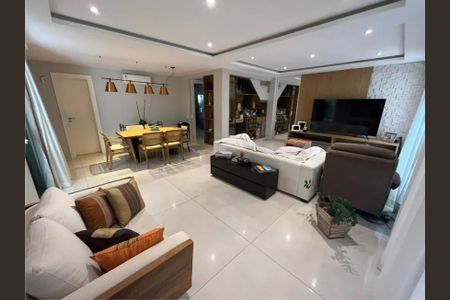 Casa de Condomínio à venda com 5 quartos, 235m² em Barra da Tijuca, Rio de Janeiro