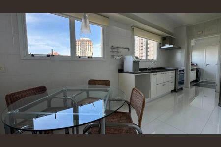 Apartamento à venda com 171m², 3 quartos e 3 vagas