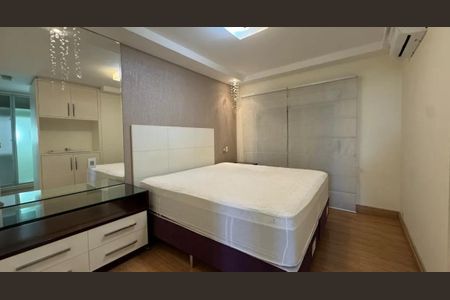 Apartamento à venda com 171m², 3 quartos e 3 vagas