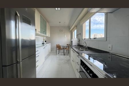 Apartamento à venda com 171m², 3 quartos e 3 vagas