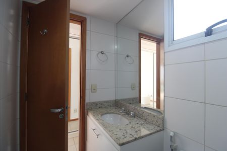 Apartamento para alugar com 75m², 3 quartos e 1 vagaBanheiro da suíte