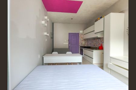 Estúdio de kitnet/studio para alugar com 1 quarto, 32m² em Grajaú, Rio de Janeiro