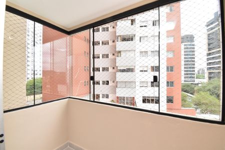 Sacada da Sala de apartamento para alugar com 3 quartos, 80m² em Bigorrilho, Curitiba