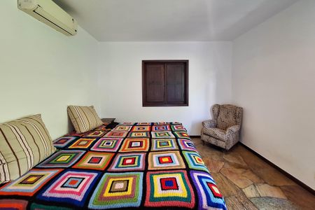 Casa para alugar com 241m², 4 quartos e 2 vagasSuíte 1