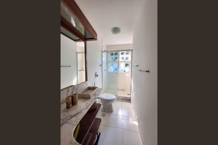 Casa para alugar com 241m², 4 quartos e 2 vagasBanheiro da Suíte 1