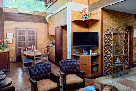 Casa para alugar com 241m², 4 quartos e 2 vagasSala 1