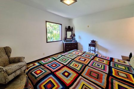 Casa para alugar com 241m², 4 quartos e 2 vagasSuíte 1