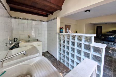 Casa para alugar com 241m², 4 quartos e 2 vagasÁrea de Serviço