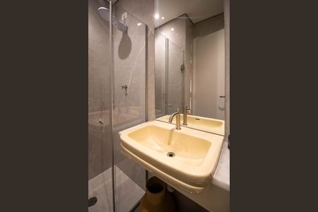 Apartamento à venda com 229m², 3 quartos e 3 vagas Apartamento à venda com 229m², 3 quartos e 3 vagasBanheiro