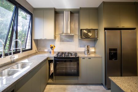 Apartamento à venda com 229m², 3 quartos e 3 vagas Apartamento à venda com 229m², 3 quartos e 3 vagasCozinha