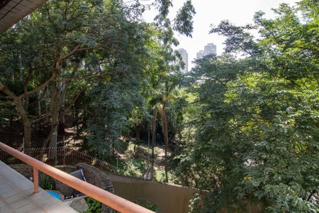 Apartamento à venda com 229m², 3 quartos e 3 vagas Apartamento à venda com 229m², 3 quartos e 3 vagasVista Quarto 1