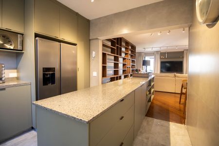 Apartamento à venda com 229m², 3 quartos e 3 vagas Apartamento à venda com 229m², 3 quartos e 3 vagasCozinha