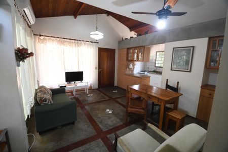 Sala de casa para alugar com 2 quartos, 93m² em Jardim José Martins, Campinas