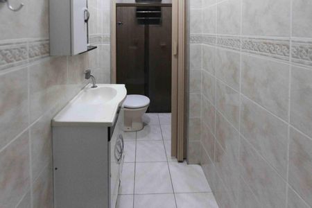 Casa para alugar com 70m², 2 quartos e sem vagaBanheiro