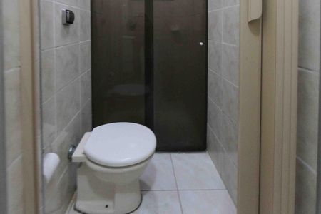 Casa para alugar com 70m², 2 quartos e sem vagaBanheiro