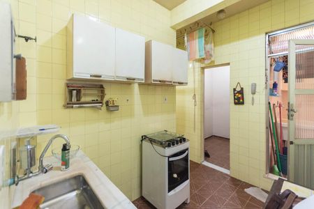 Apartamento à venda com 65m², 2 quartos e 1 vagaCozinha