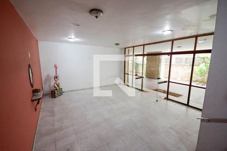 Apartamento à venda com 65m², 2 quartos e 1 vagaÁrea comum