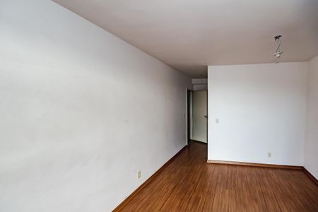 Apartamento à venda com 3 quartos, 67m² em Venda Nova, Belo Horizonte