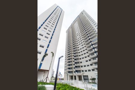 Apartamento para alugar com 69m², 2 quartos e 2 vagas Apartamento para alugar com 69m², 2 quartos e 2 vagasFachada