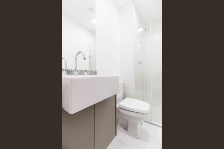 Apartamento para alugar com 69m², 2 quartos e 2 vagas Apartamento para alugar com 69m², 2 quartos e 2 vagasBanheiro 2