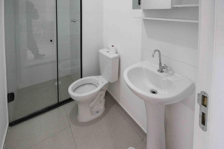 Apartamento para alugar com 38m², 2 quartos e sem vaga Apartamento para alugar com 38m², 2 quartos e sem vagaBanheiro