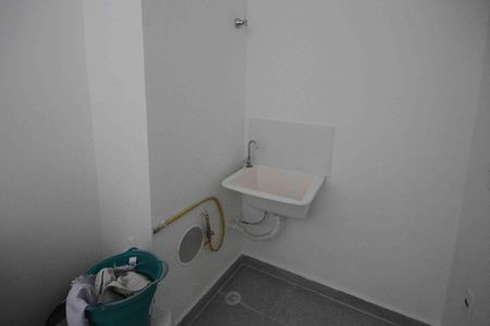 Apartamento para alugar com 38m², 2 quartos e sem vaga Apartamento para alugar com 38m², 2 quartos e sem vagaÁrea de Serviço