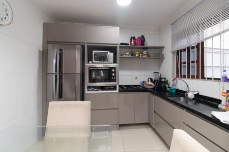 Casa à venda com 100m², 2 quartos e 1 vagaCozinha