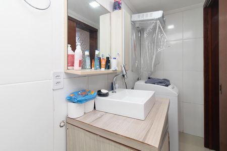 Casa à venda com 100m², 2 quartos e 1 vagaBanheiro