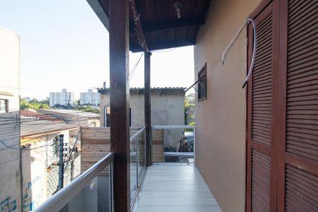 Casa à venda com 100m², 2 quartos e 1 vagaÁrea de Serviço