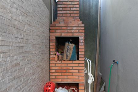 Casa à venda com 100m², 2 quartos e 1 vagaChurrasqueira