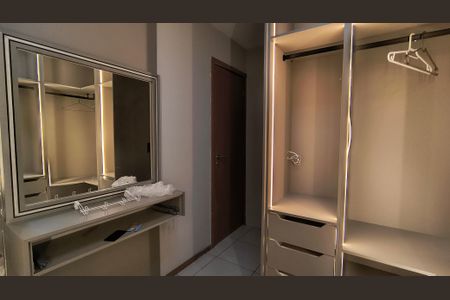 Apartamento à venda com 80m², 3 quartos e 1 vagaCloset 