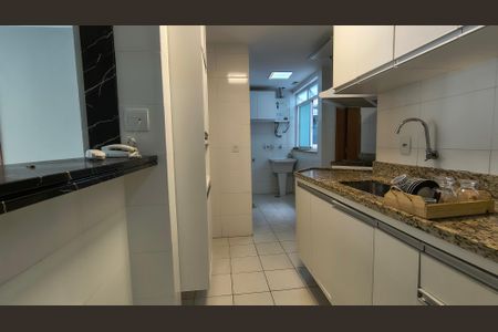Apartamento à venda com 80m², 3 quartos e 1 vagaCozinha e Área de Serviço 