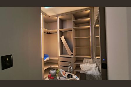 Apartamento à venda com 80m², 3 quartos e 1 vagaCloset 